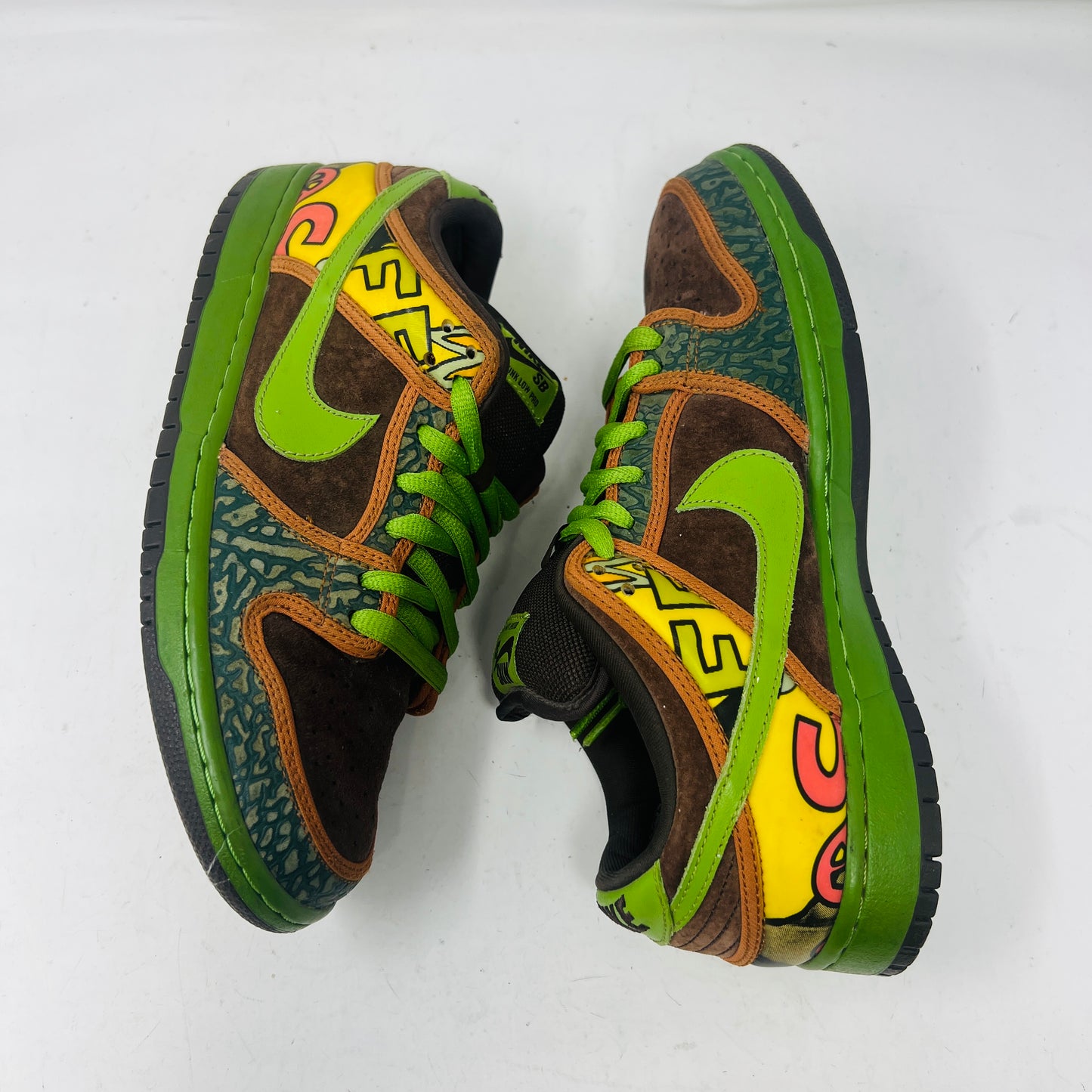 Nike SB Dunk Low De La Soul (2015)