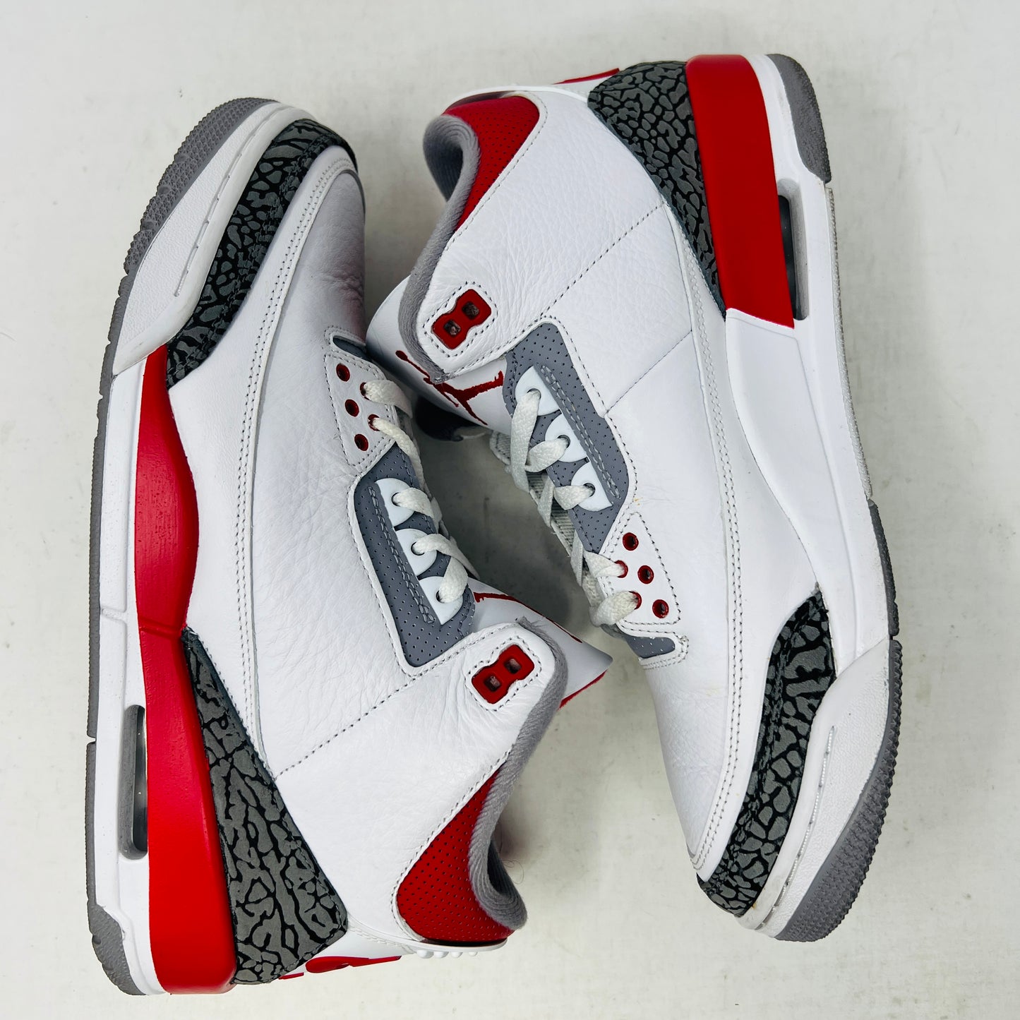 Jordan 3 Retro Fire Red (2022)