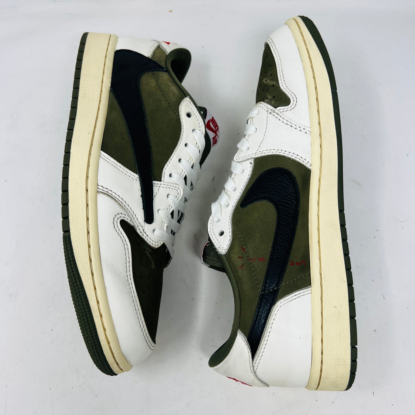 Jordan 1 Retro Low OG SP Travis Scott Medium Olive