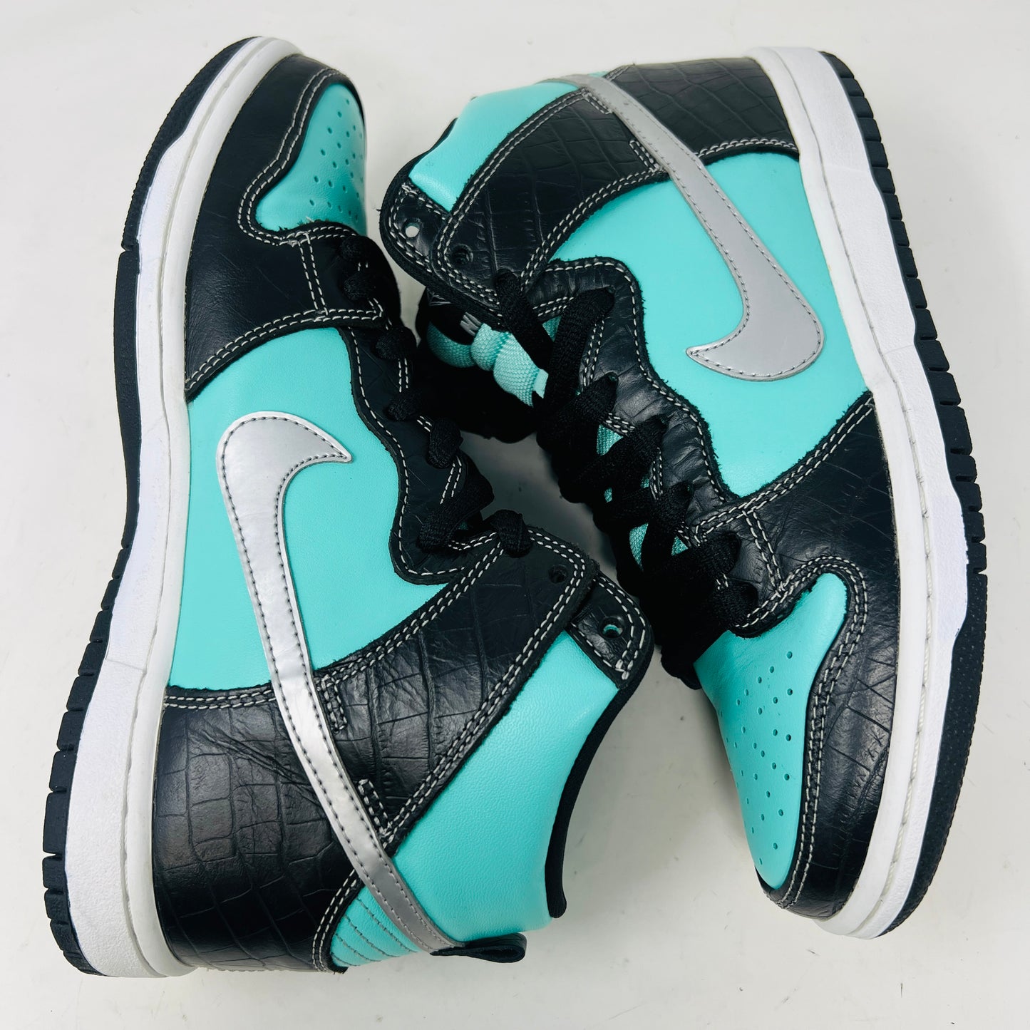 Nike SB Dunk High Diamond Supply Co.