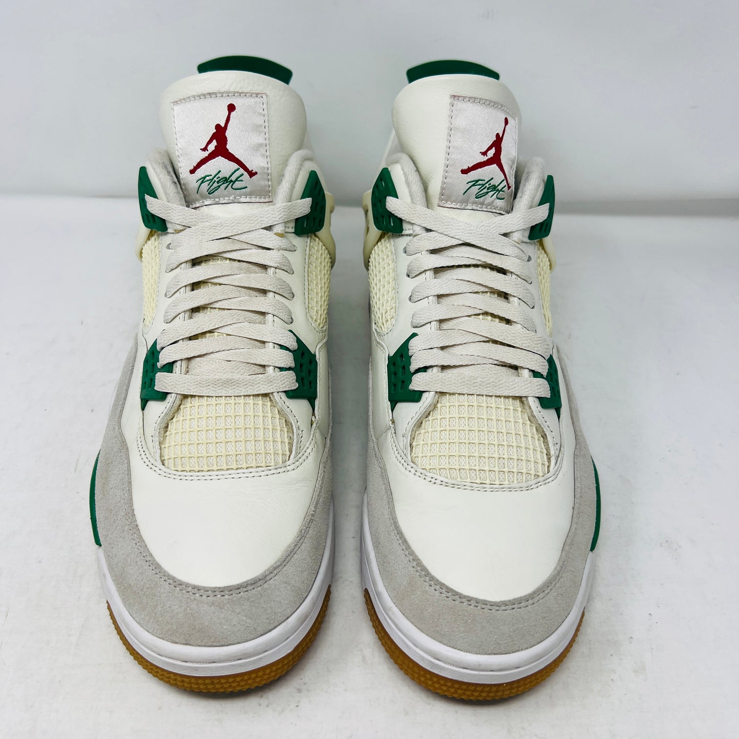 Jordan 4 Retro SB Pine Green
