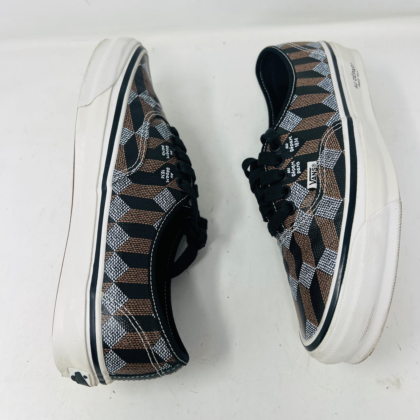 Au Départ x Vans Authentic 44 'Cognac' Friends & Family