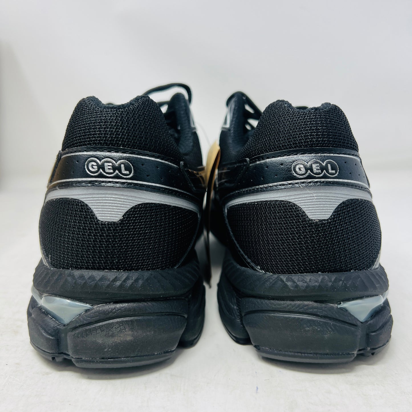 ASICS Gel-Cumulus 16 Black Pure Silver