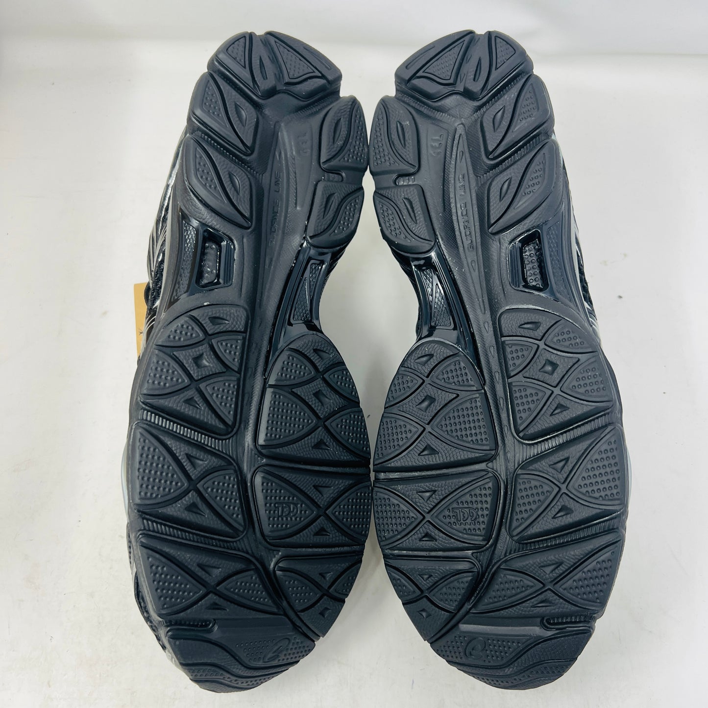 ASICS Gel-Cumulus 16 Black Pure Silver