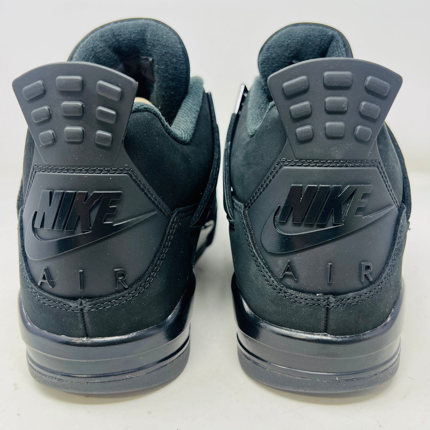 Jordan 4 Retro Black Cat (2025)