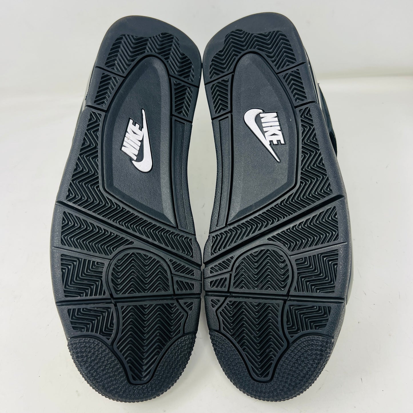 Jordan 4 Retro Black Cat (2025)