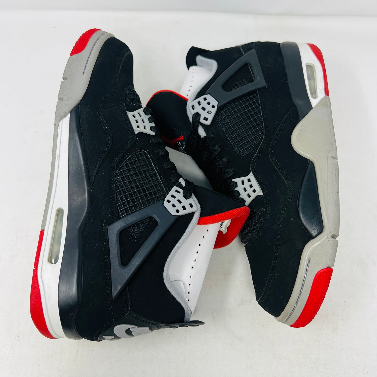 Jordan 4 Retro Bred (2019)