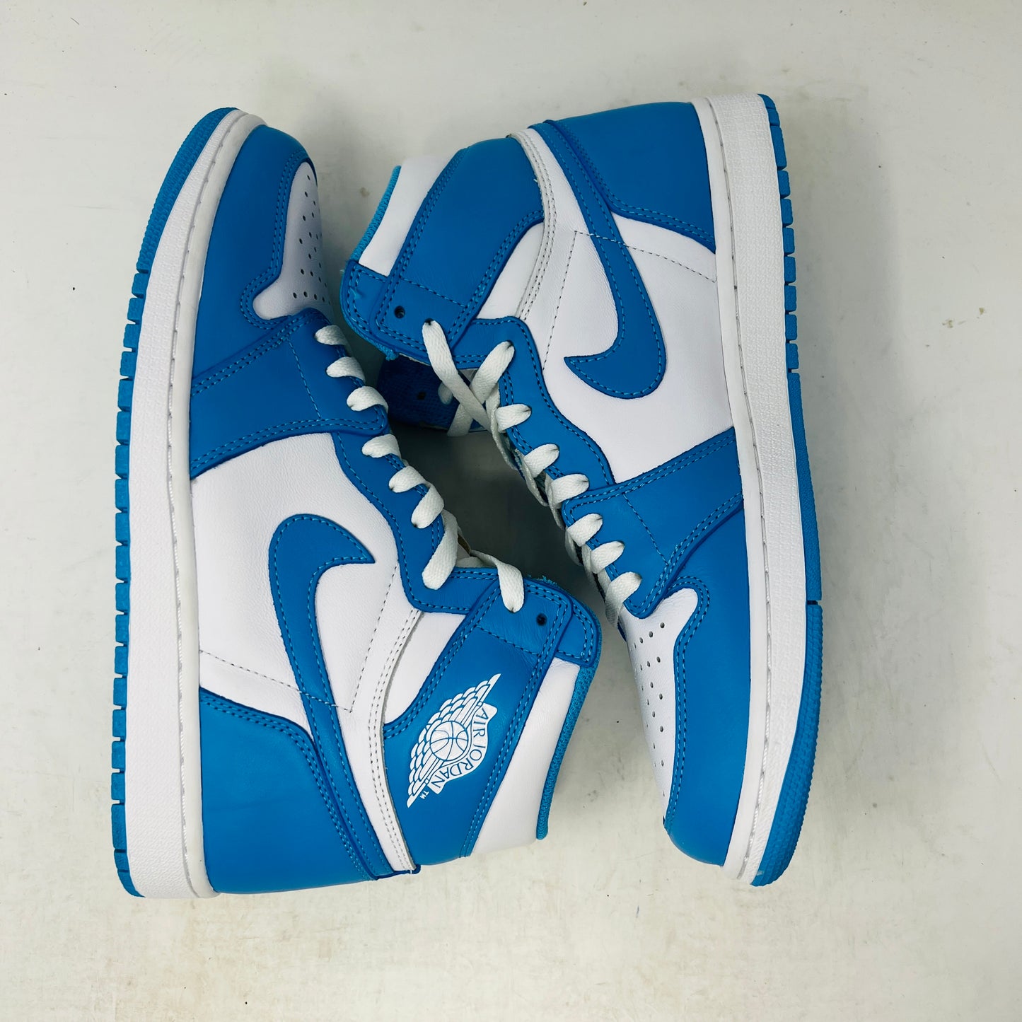 Jordan 1 Retro High OG UNC