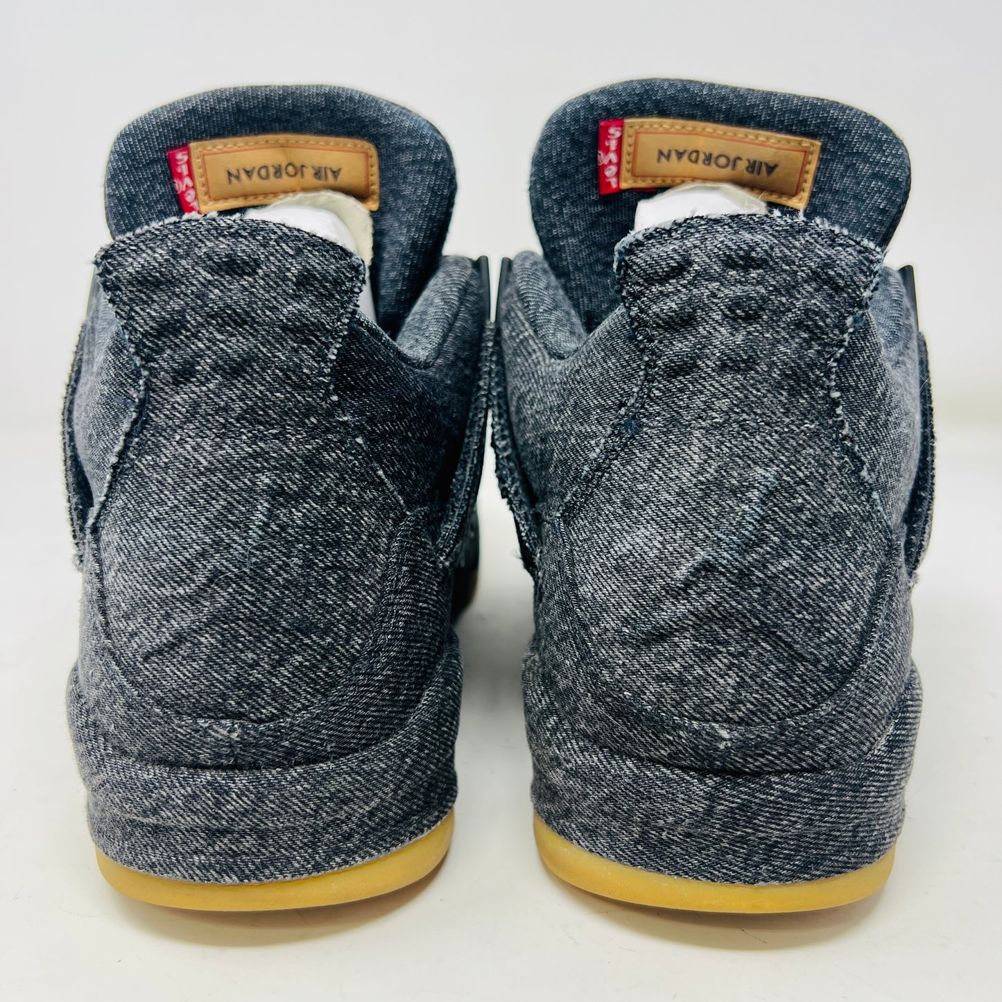 Jordan 4 Retro Levi's Black (Levi's Tag)