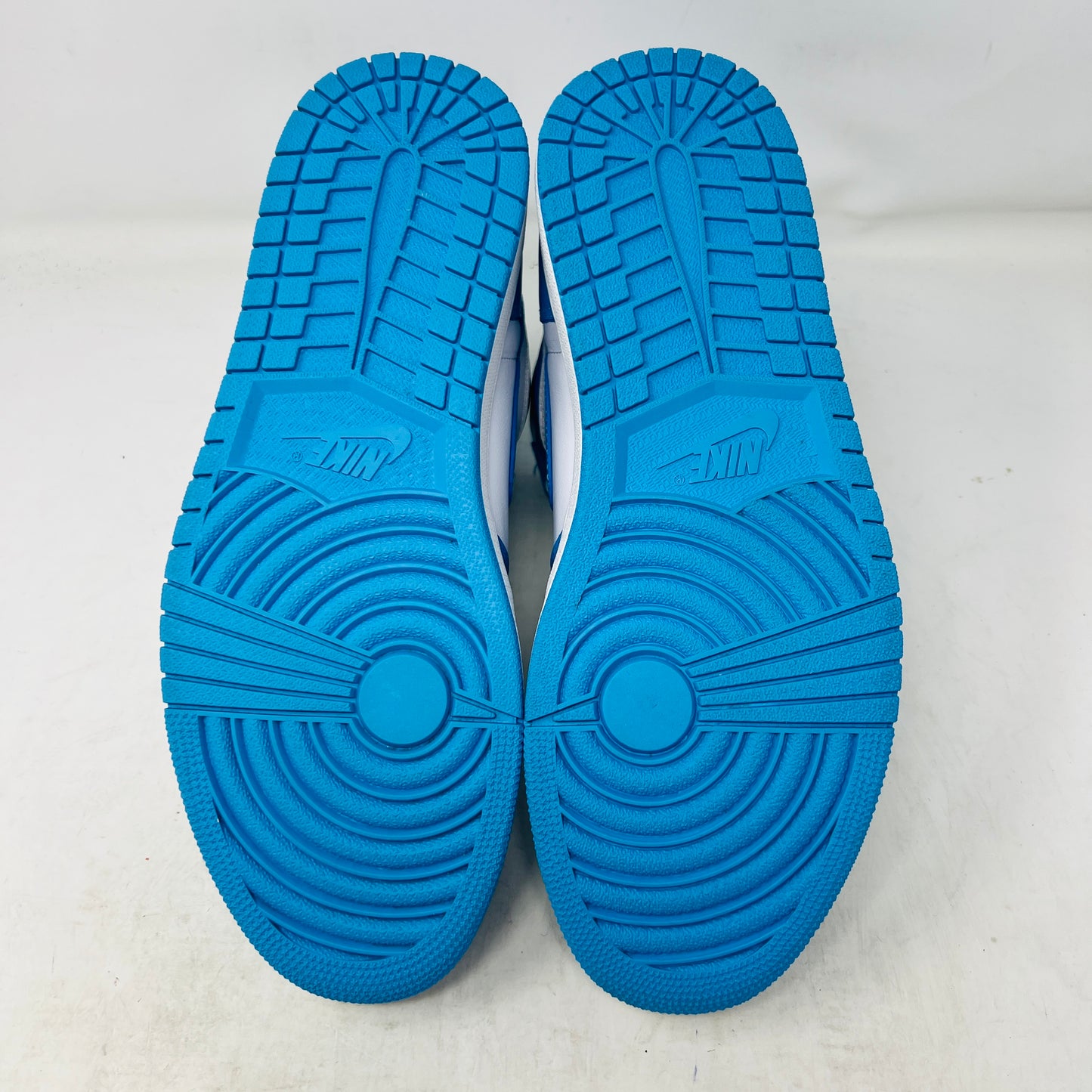 Jordan 1 Retro High OG UNC