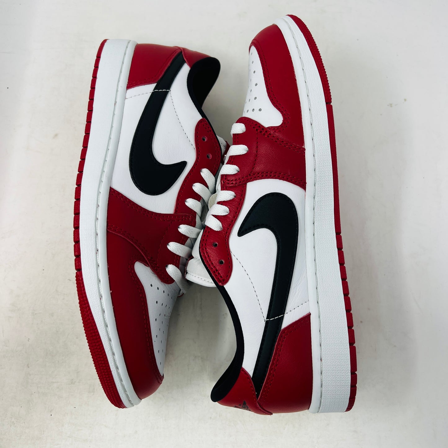 Jordan 1 Retro Low OG Chicago (2025)