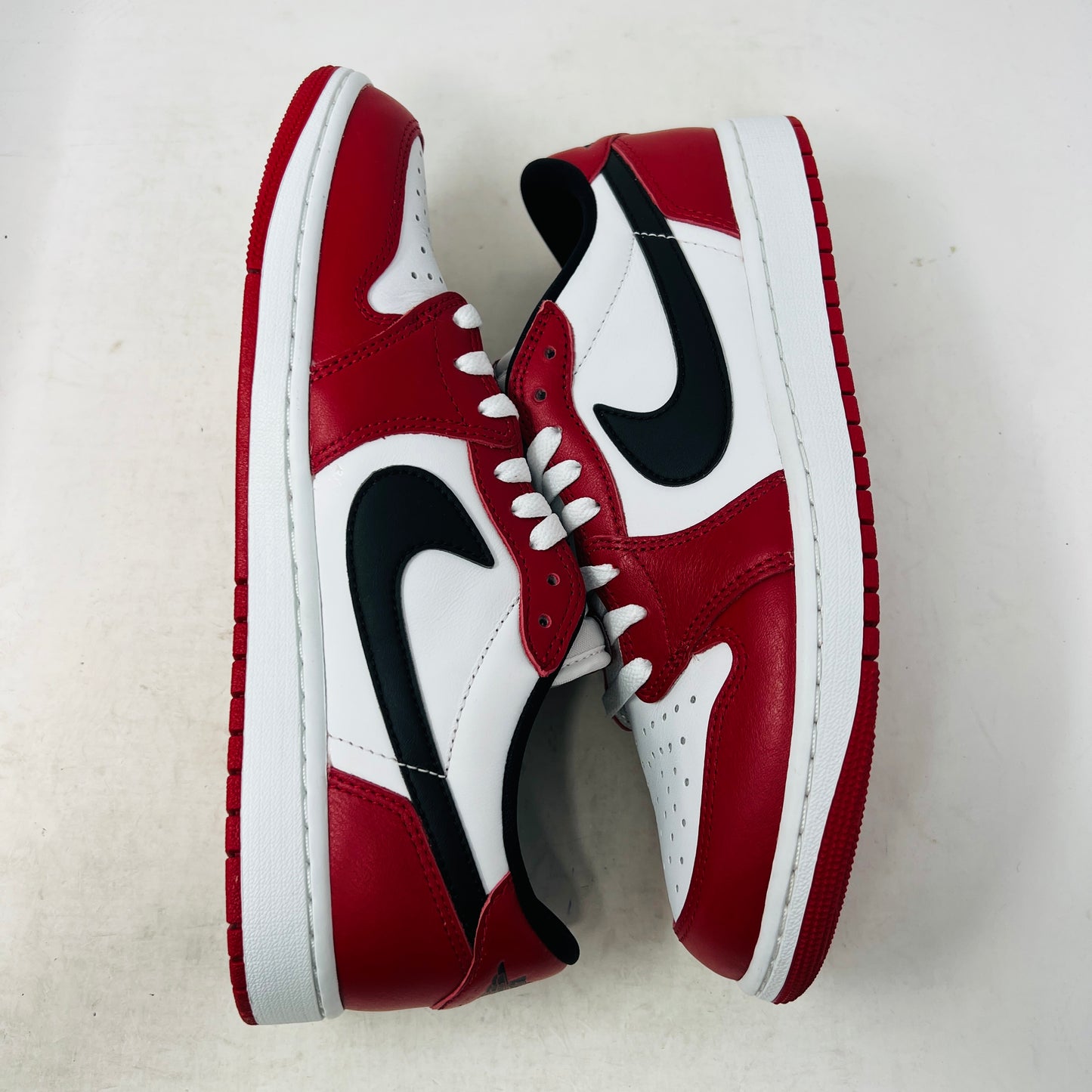 Jordan 1 Retro Low OG Chicago (2025)