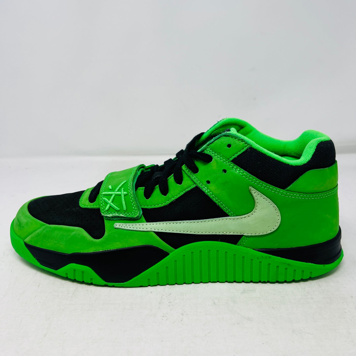Jordan CJ1 T-Rexx Travis Scott Green Spark
