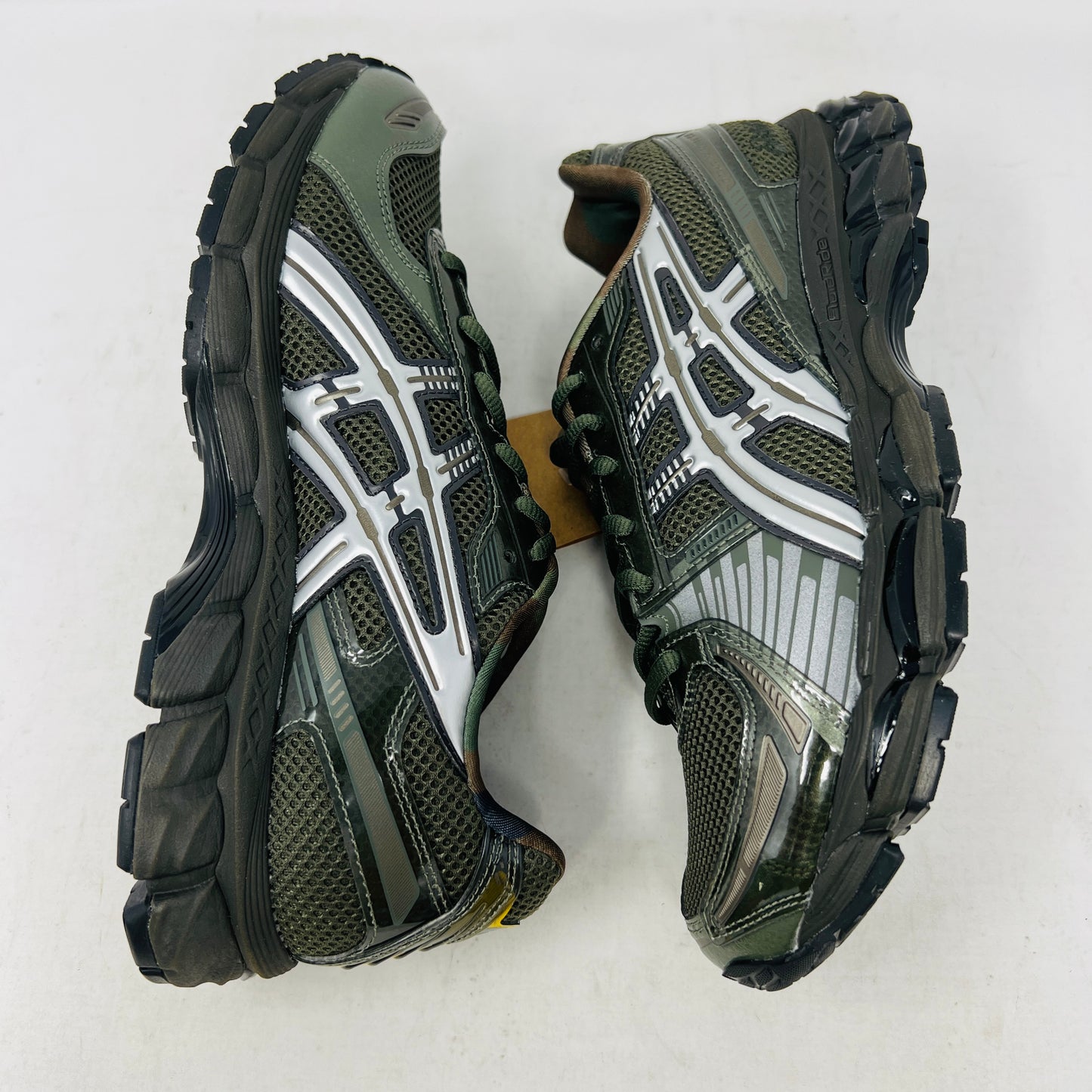 ASICS Gel-Kayano 12.1 Kith Marvel vs. Capcom Captain America vs. Guile Sealed Box (Comic Included)