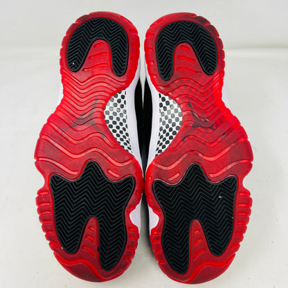 Jordan 11 Retro Playoffs Bred (2019)