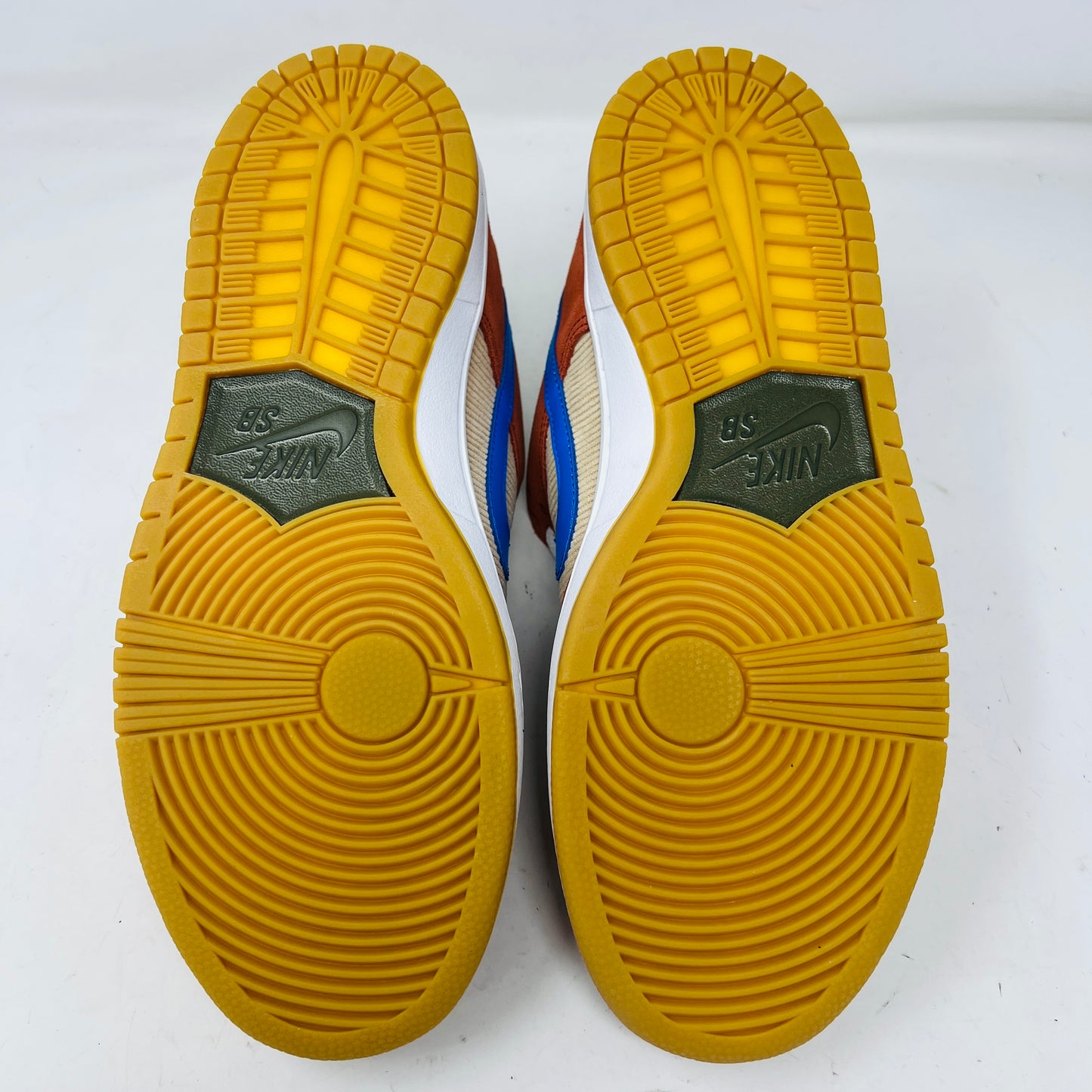 Nike SB Dunk Low Corduroy Dusty Peach