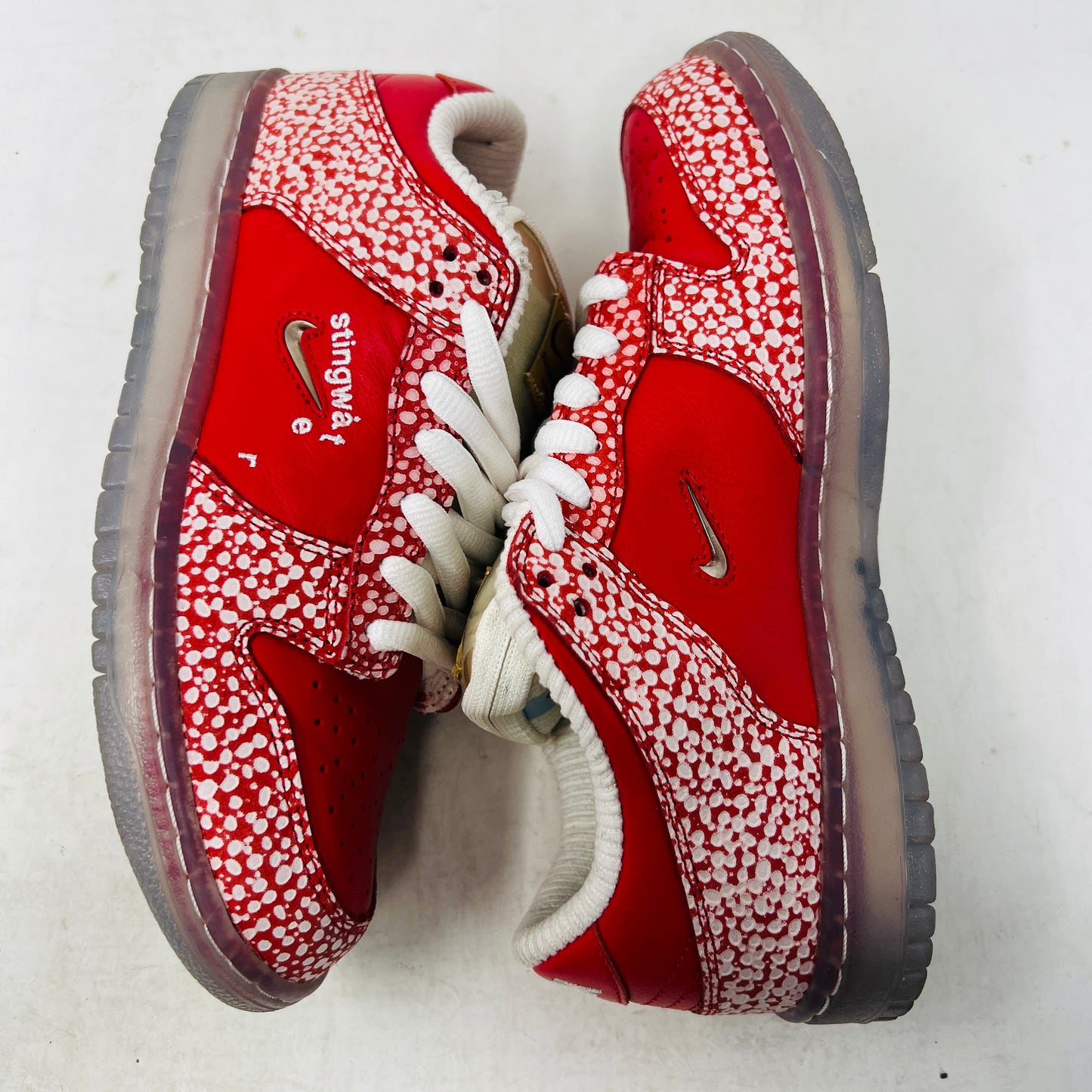 Nike SB Dunk Low Stingwater Magic Mushroom