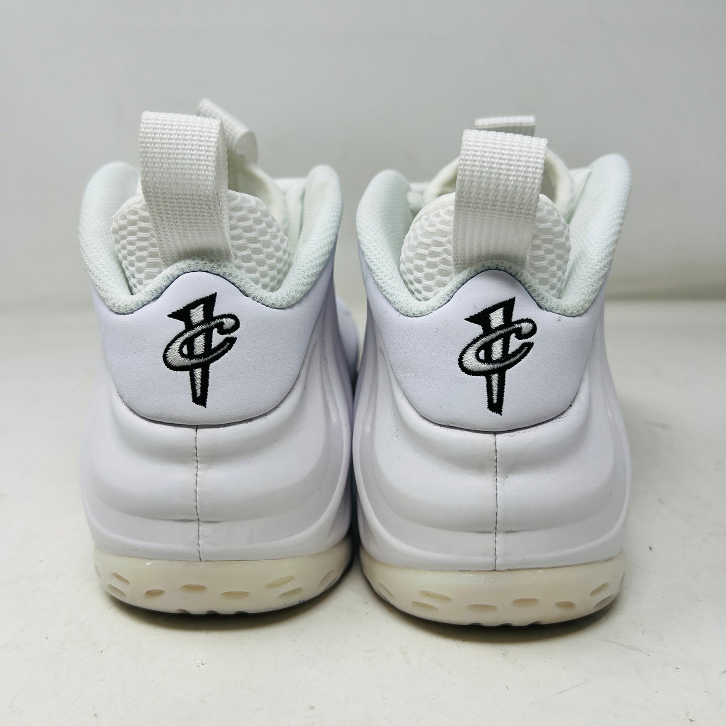 Nike Air Foamposite One Triple White