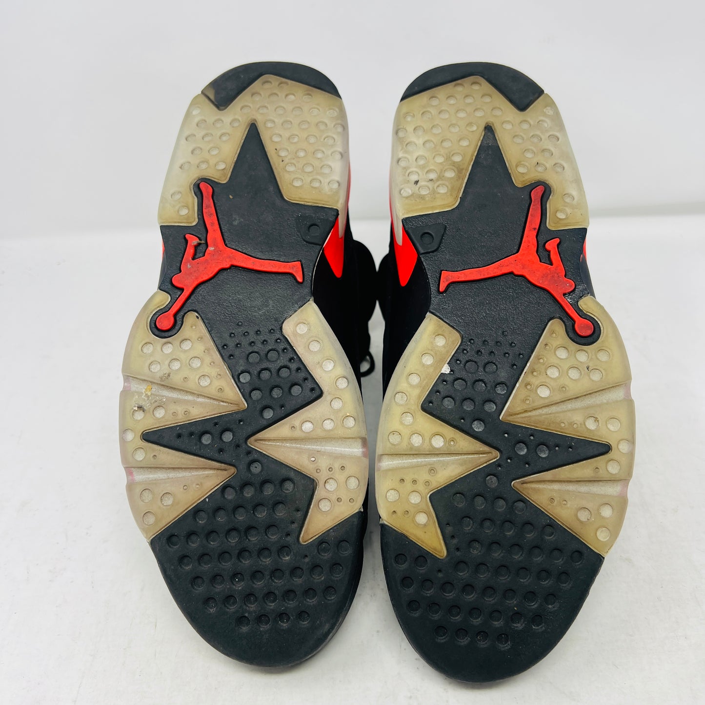 Jordan 6 Retro Black Infrared (2019)