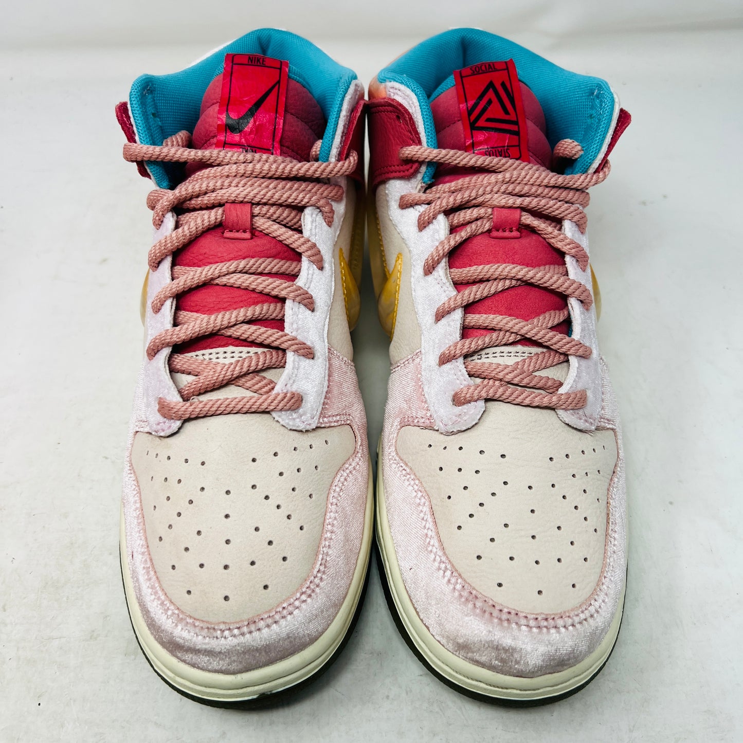 Nike Dunk Mid Social Status Free Lunch Strawberry Milk