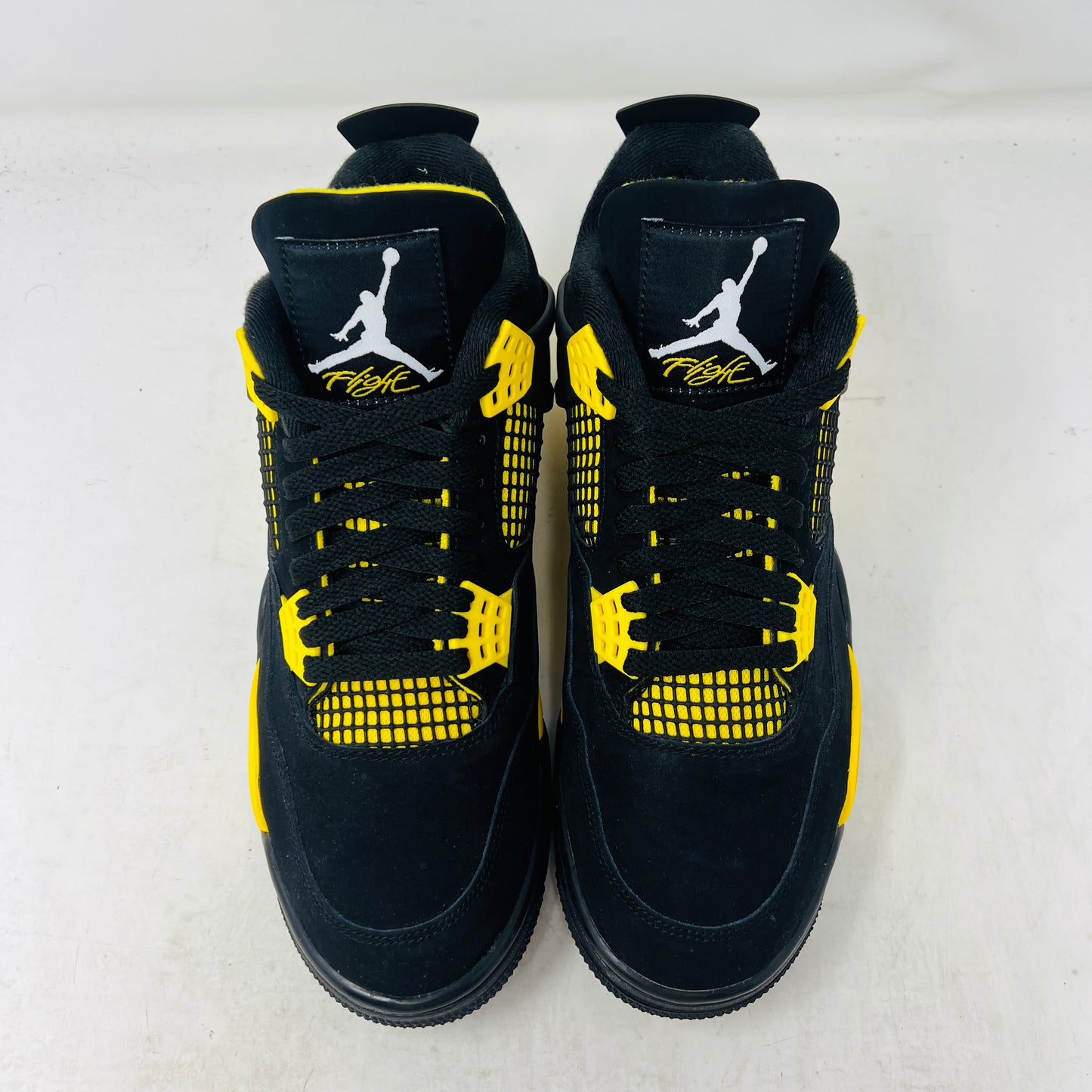 Jordan 4 Retro Thunder (2023)