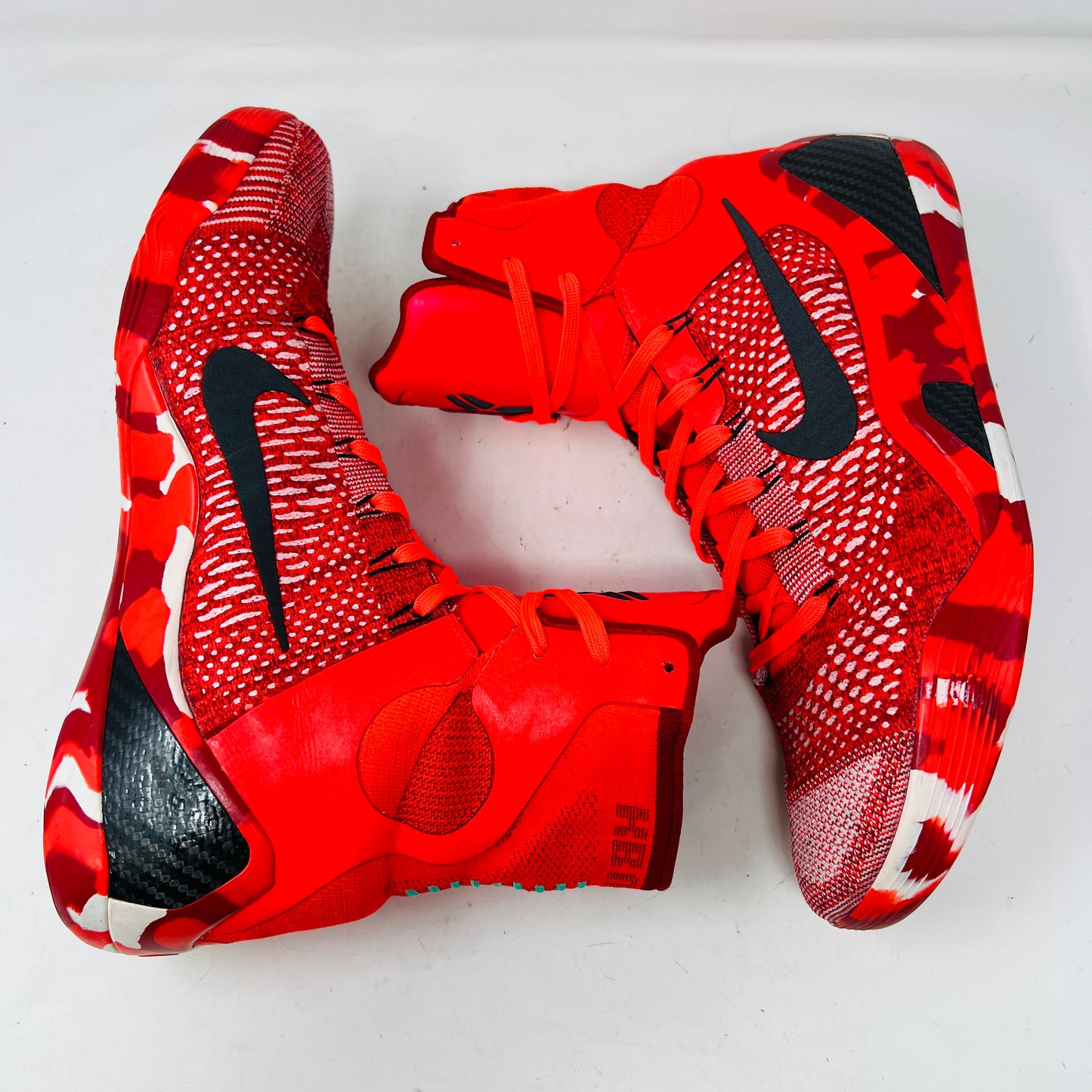 Nike Kobe 9 Elite Christmas (2014)
