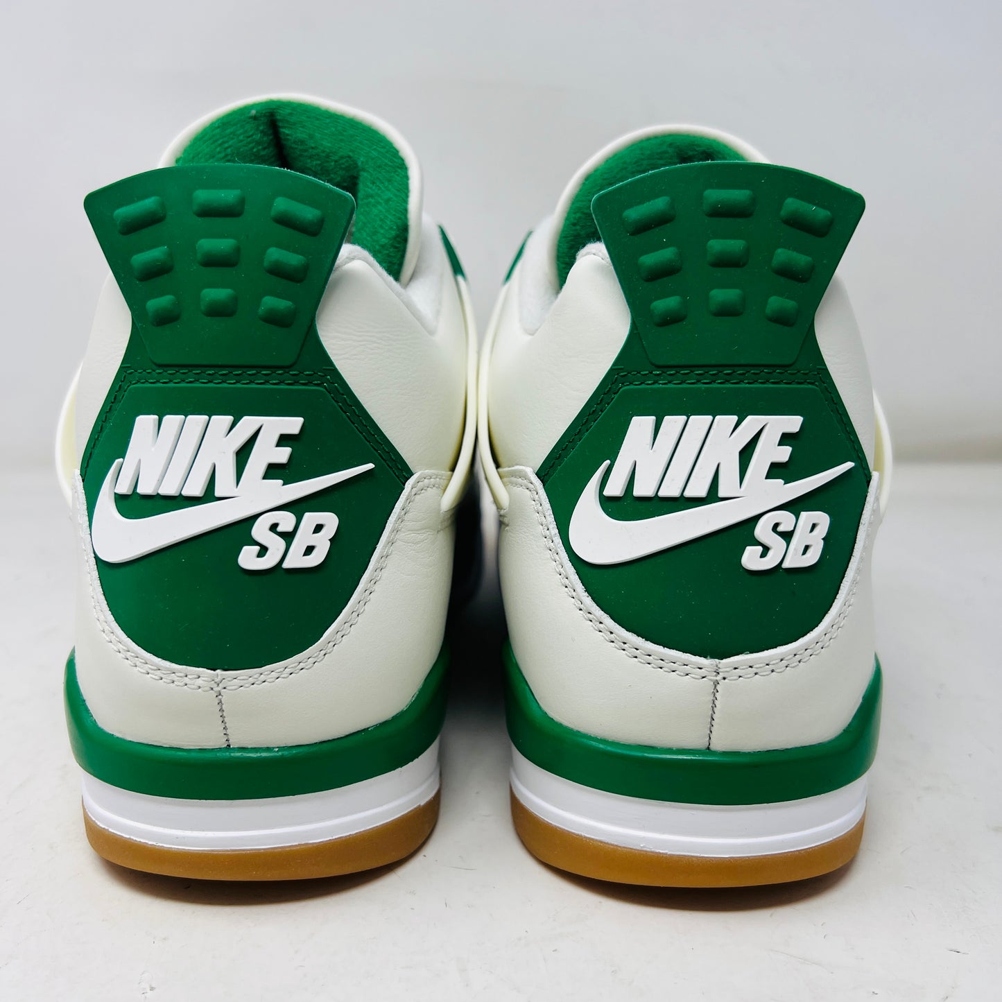 Jordan 4 Retro SB Pine Green
