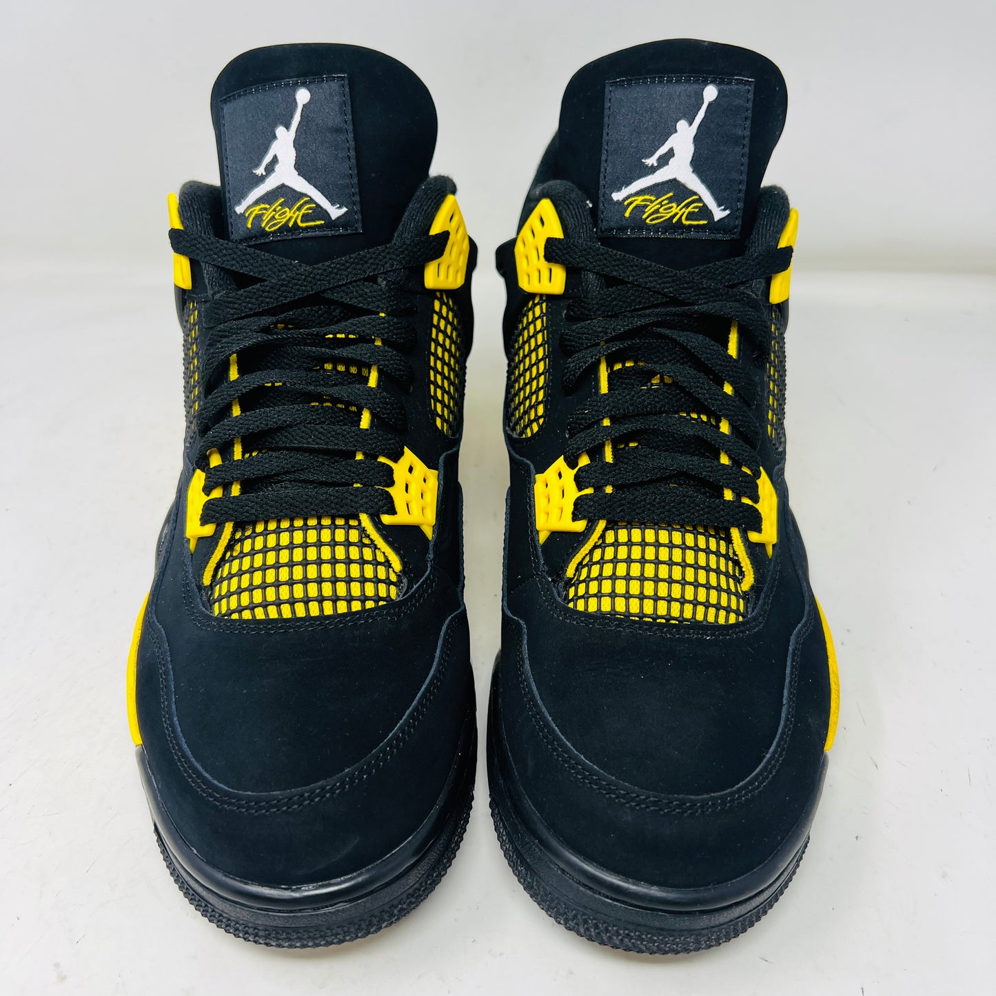 Jordan 4 Retro Thunder (2023)