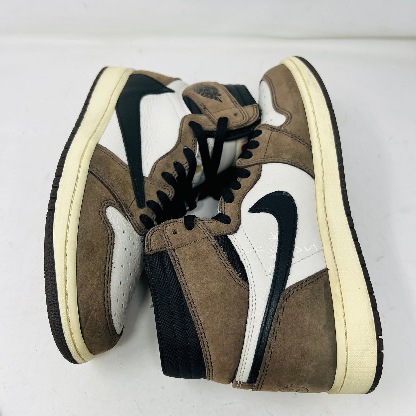 Jordan 1 Retro High OG SP Travis Scott Mocha