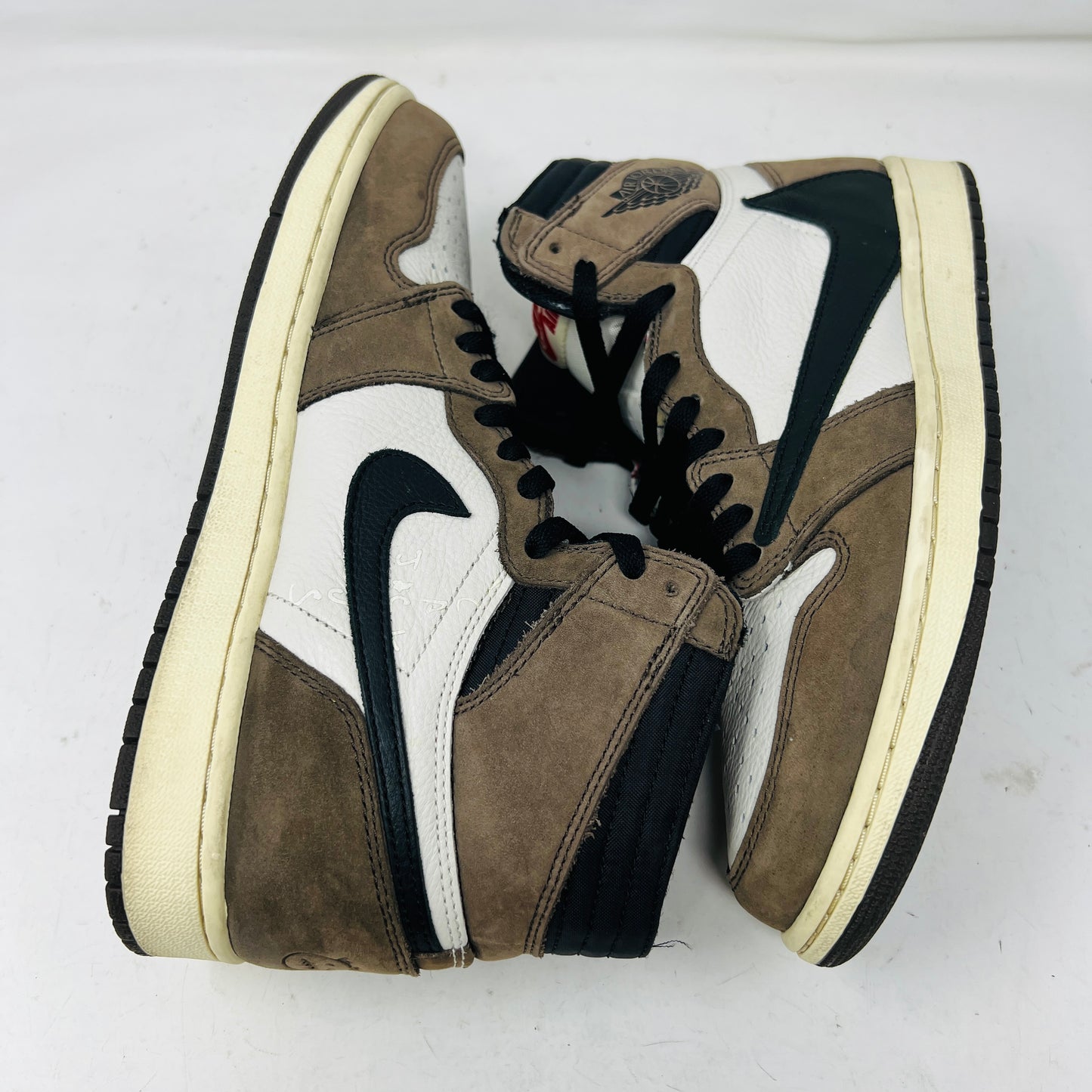 Jordan 1 Retro High OG SP Travis Scott Mocha