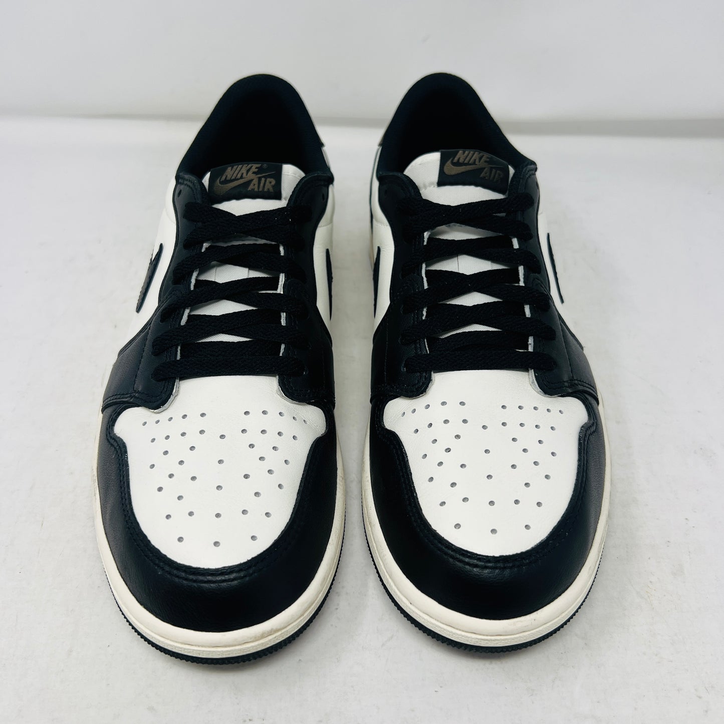 Jordan 1 Retro Low OG Mocha