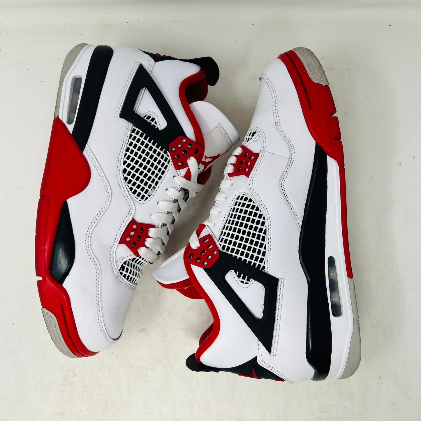 Jordan 4 Retro Fire Red (2020)