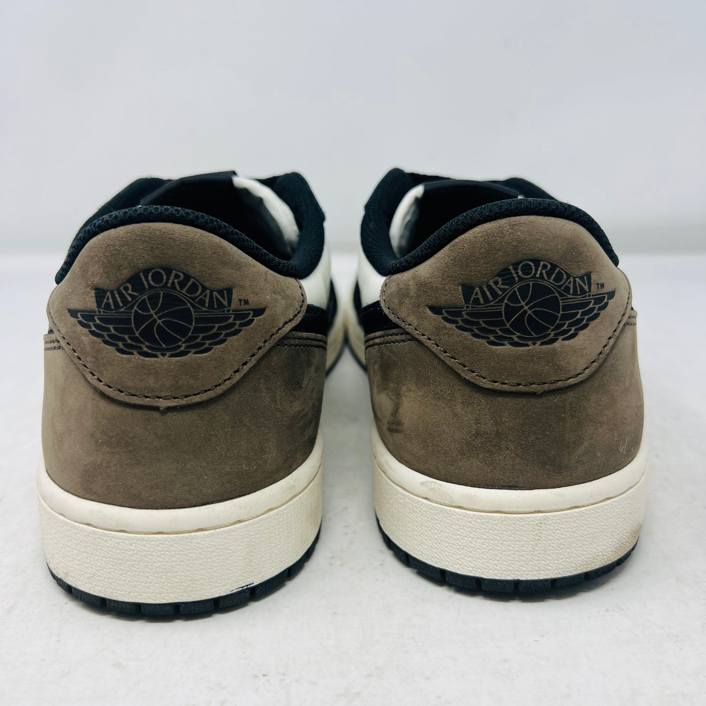 Jordan 1 Retro Low OG Mocha