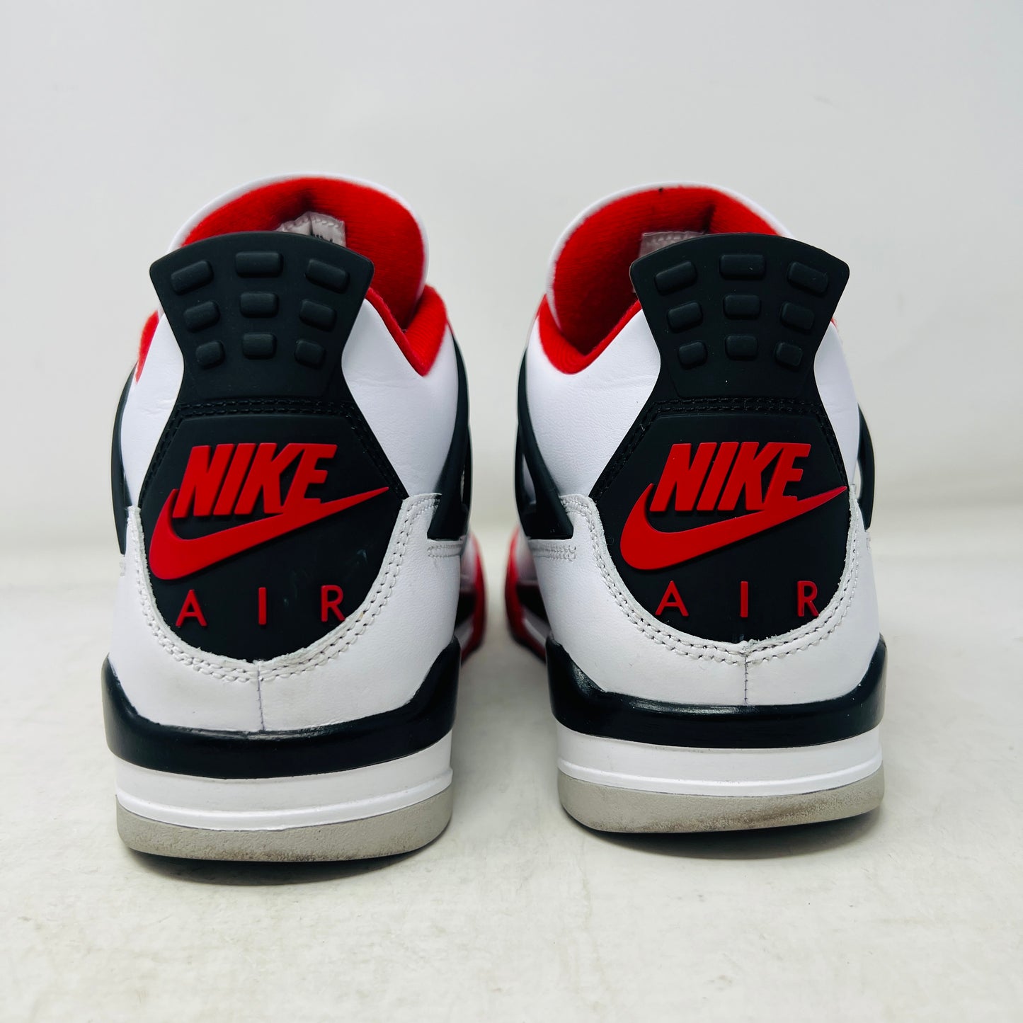 Jordan 4 Retro Fire Red (2020)