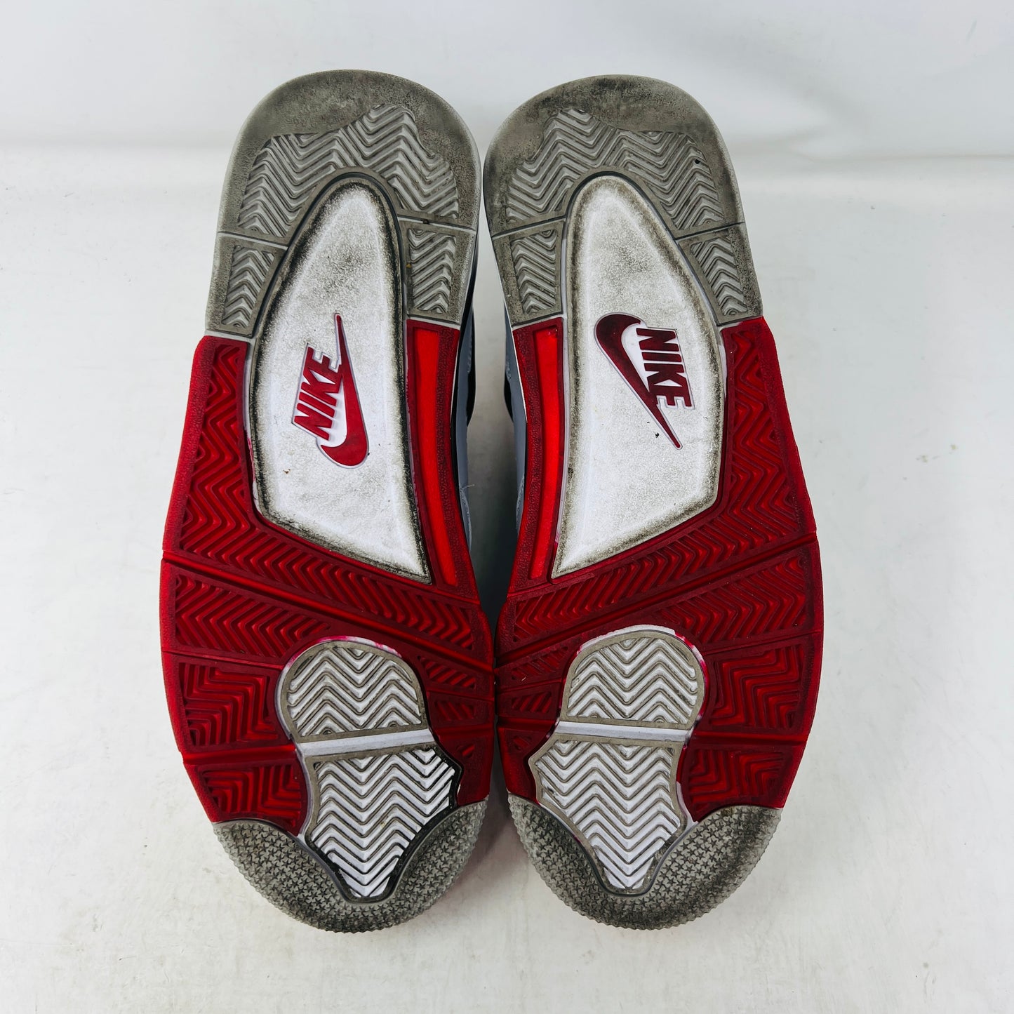 Jordan 4 Retro Fire Red (2020)