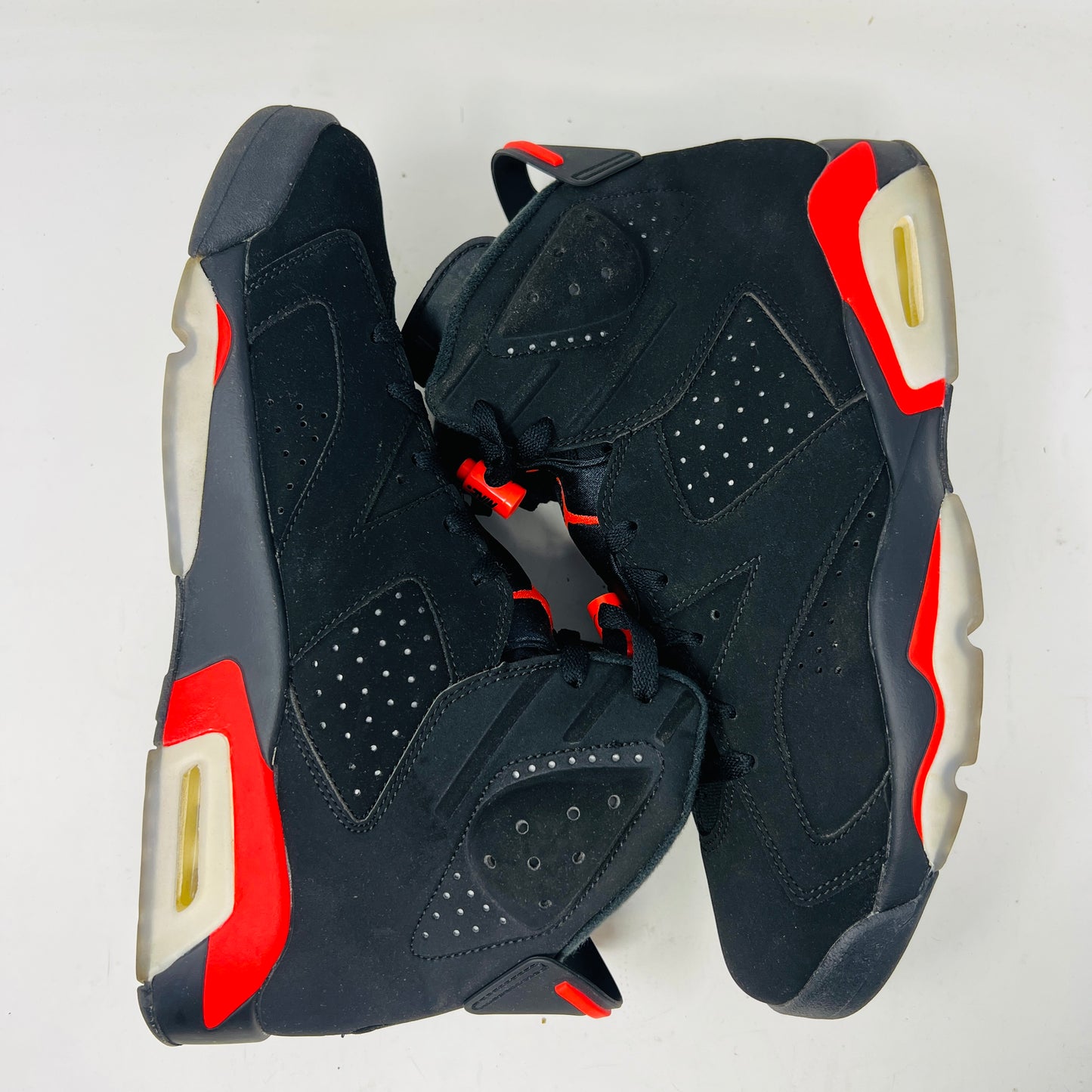 Jordan 6 Retro Black Infrared (2019)