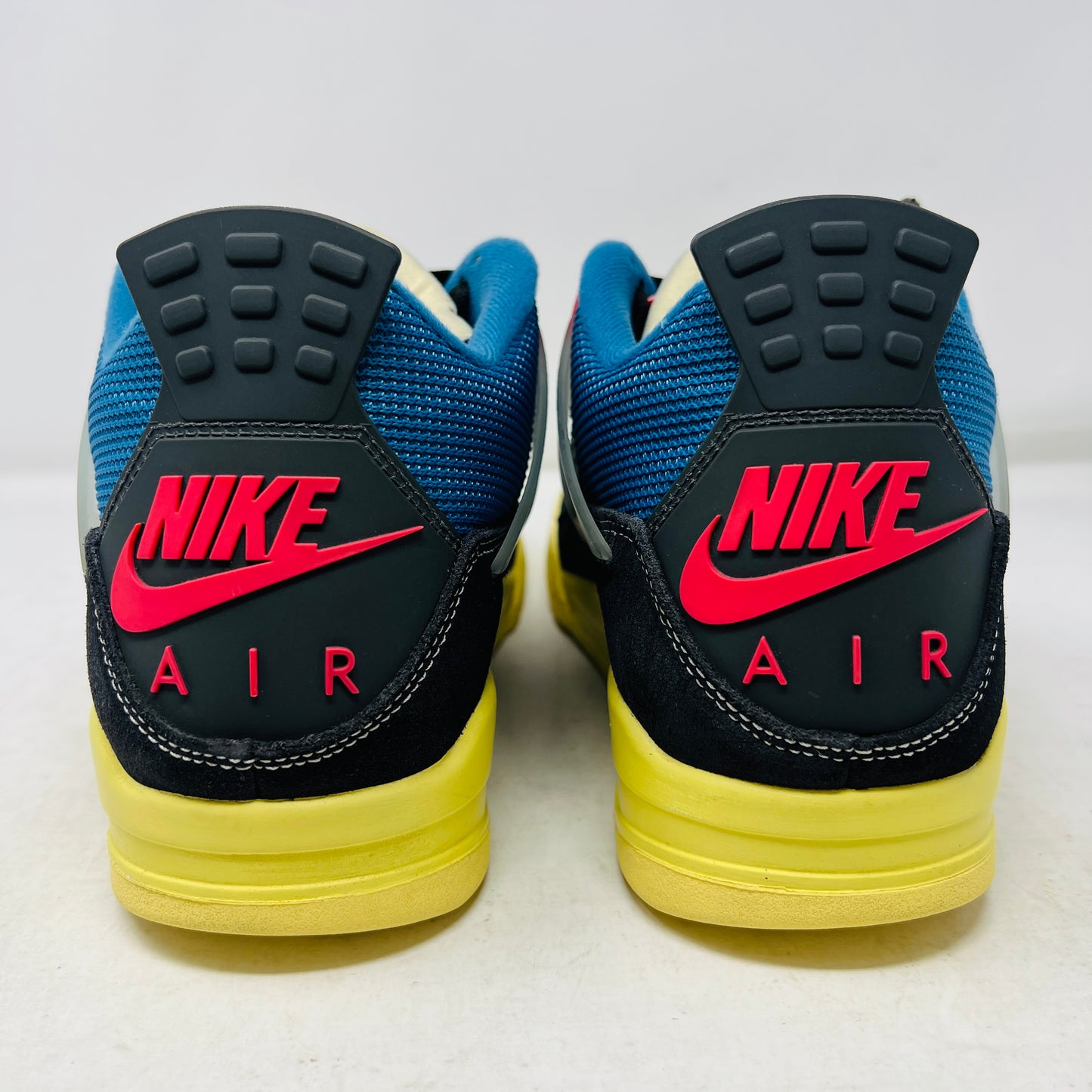 Jordan 4 Retro Union Off Noir