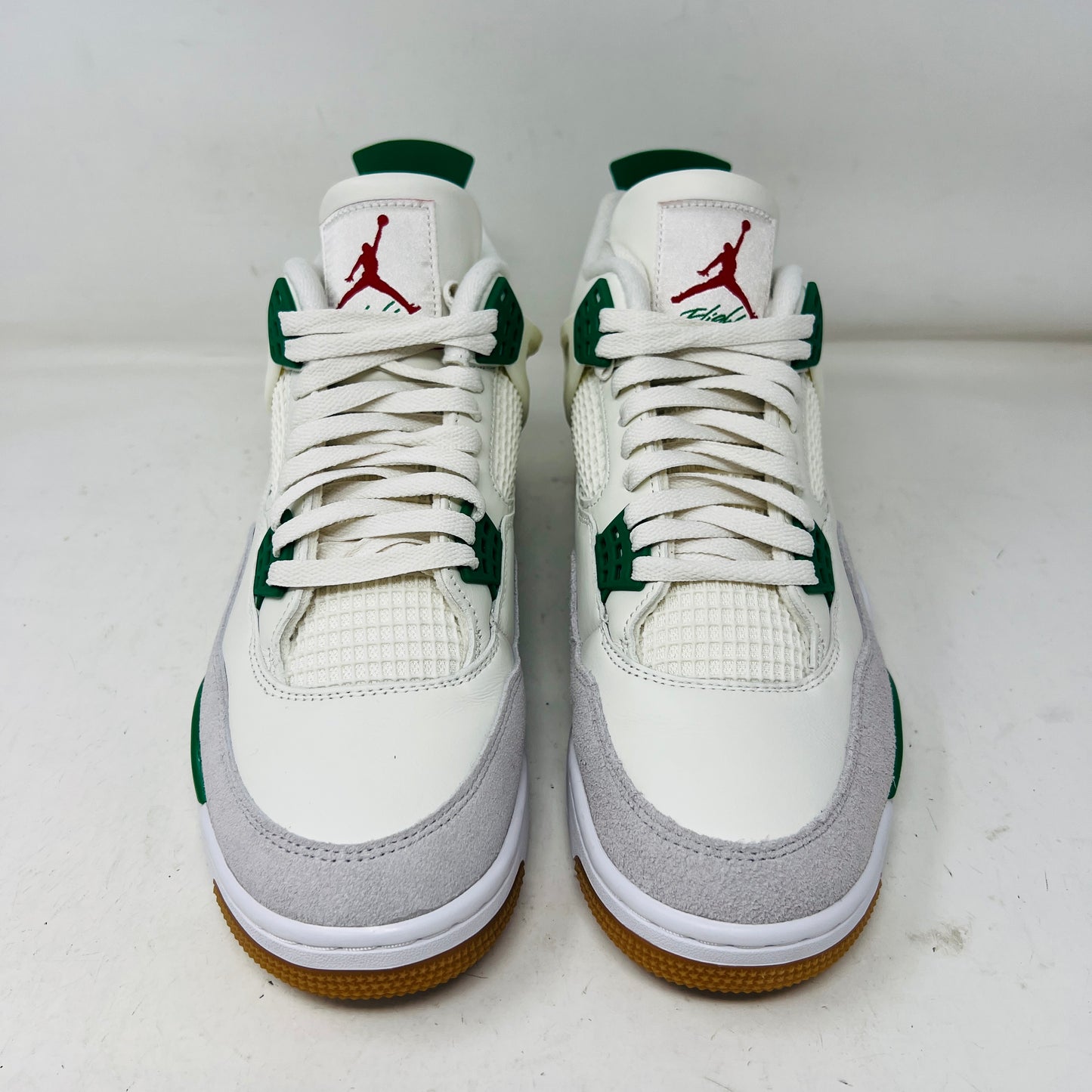 Jordan 4 Retro SB Pine Green