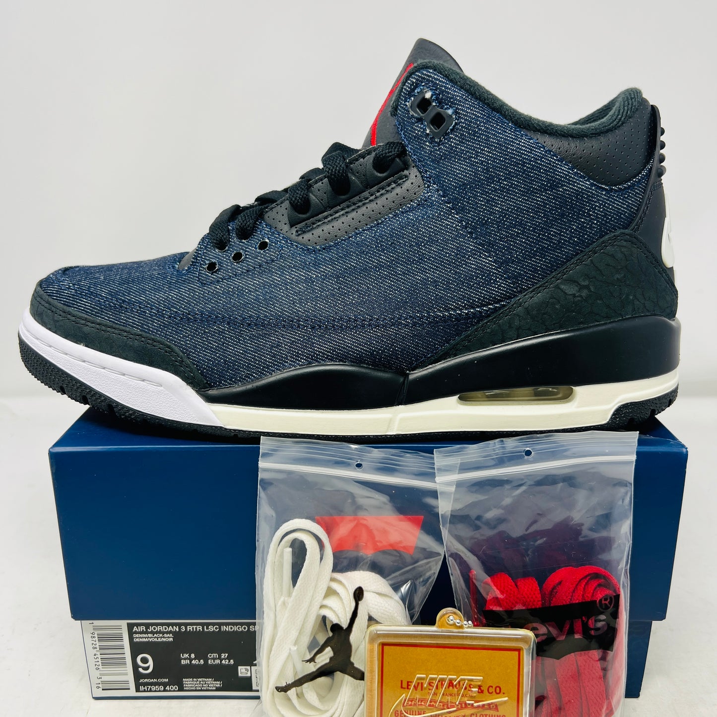 Jordan 3 Retro Levi’s Indigo