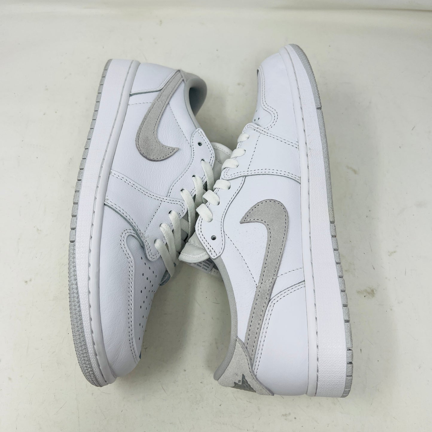 Jordan 1 Low OG Neutral Grey (2021)