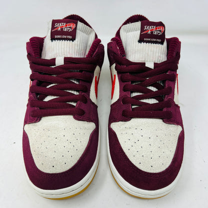 Nike SB Dunk Low Skate Like a Girl
