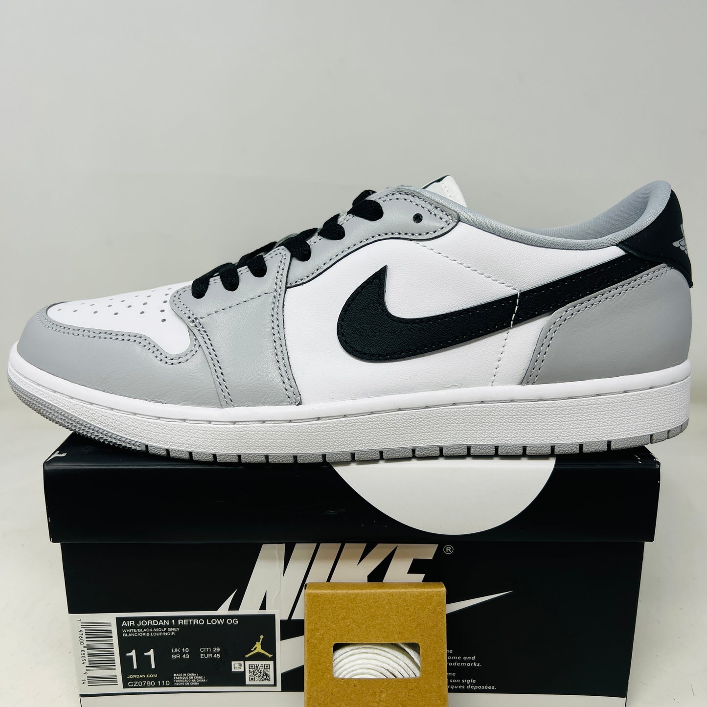 Jordan 1 Retro Low OG Barons