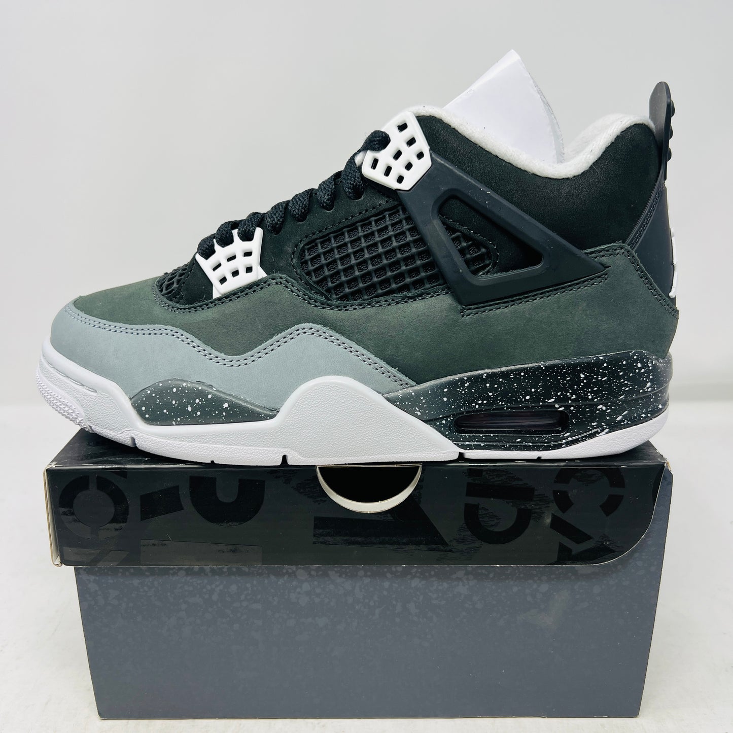 Jordan 4 Retro Fear (2024)