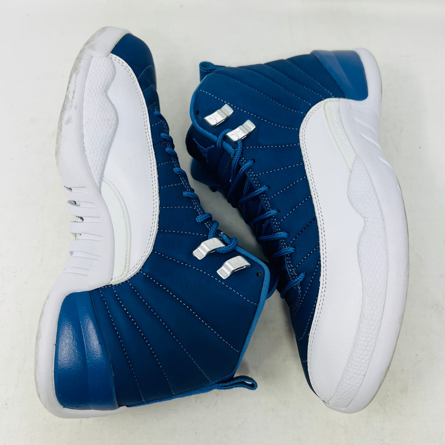Jordan 12 Retro Indigo