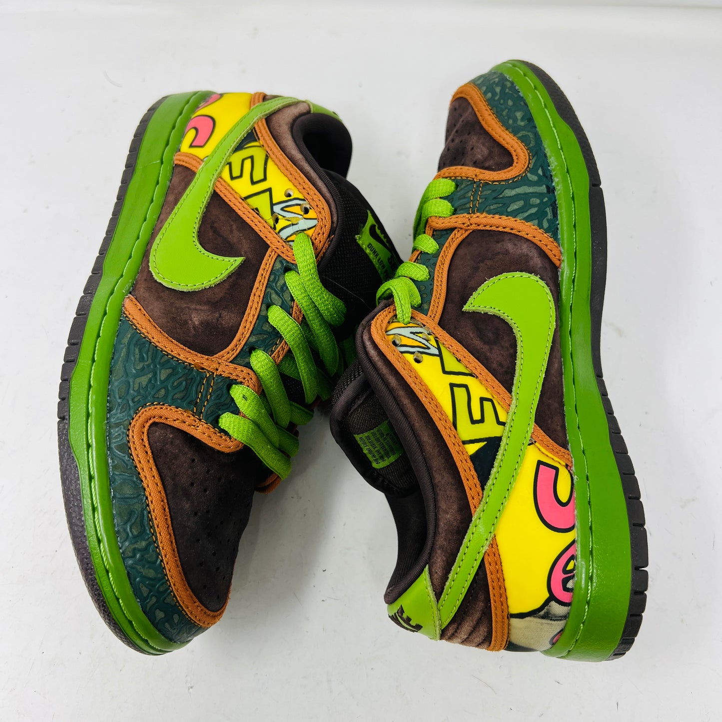 Nike SB Dunk Low De La Soul (2015)