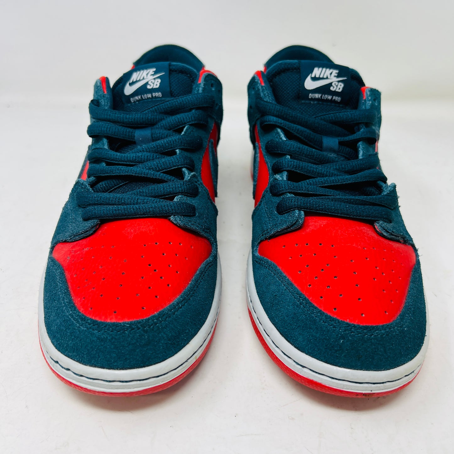 Nike SB Dunk Low Reverse Shark