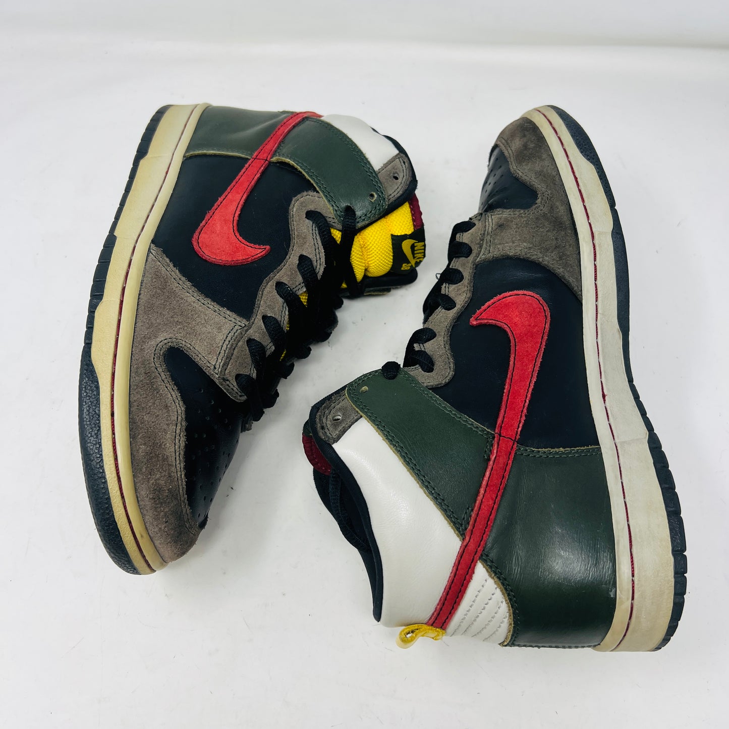 Nike SB Dunk High Boba Fett