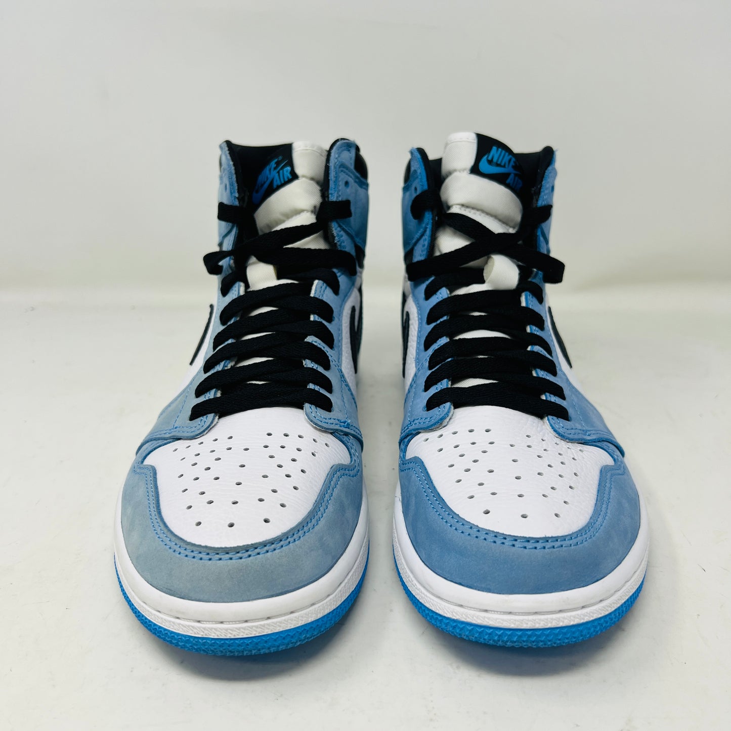Jordan 1 Retro High OG University Blue
