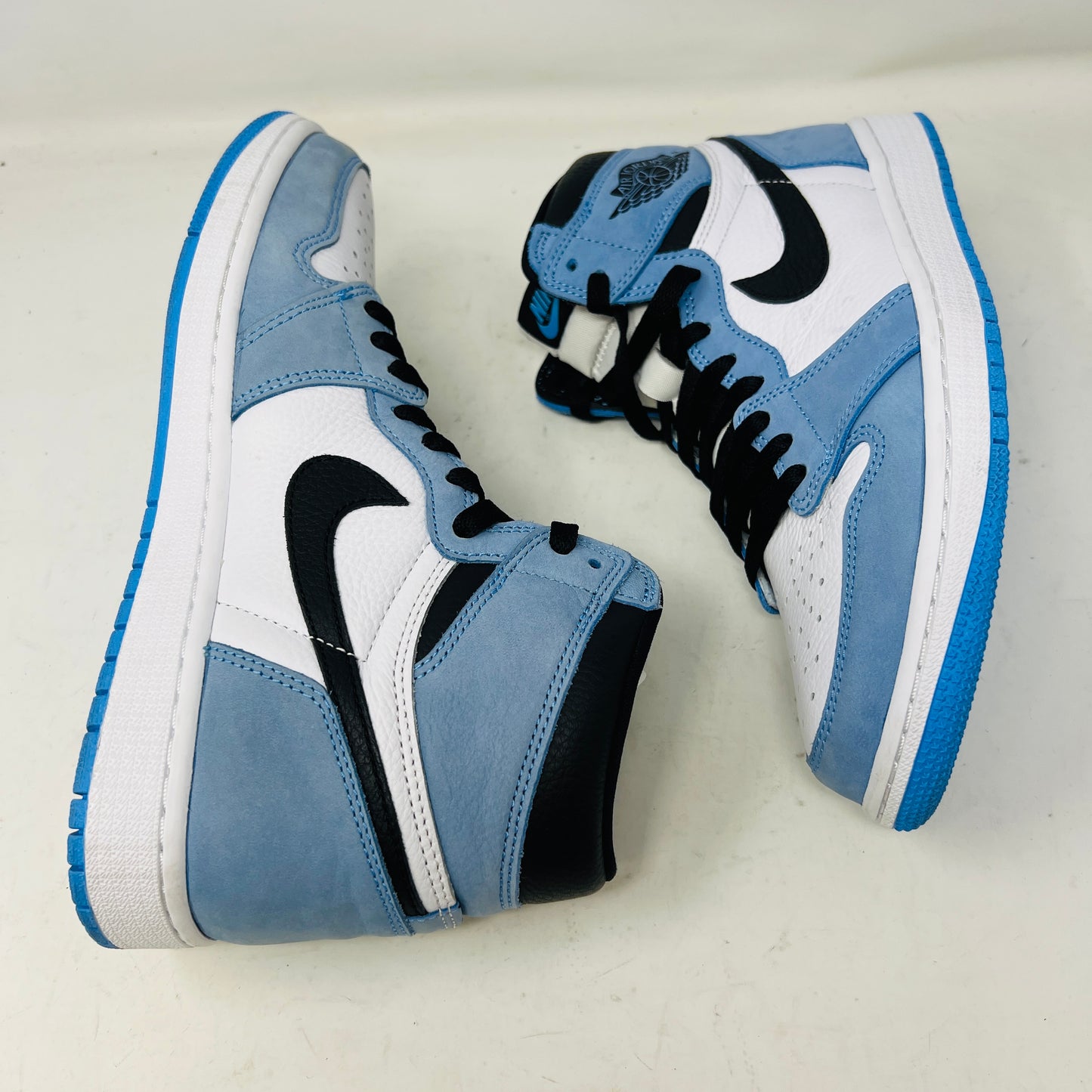 Jordan 1 Retro High OG University Blue