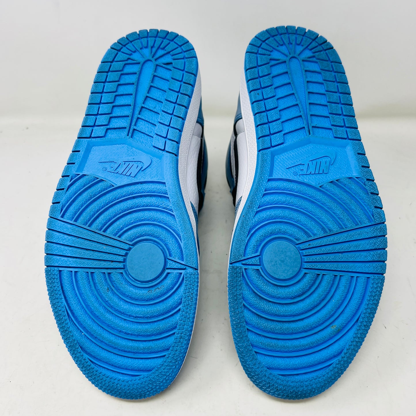 Jordan 1 Retro High OG University Blue